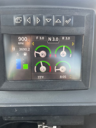 2024 John Deere 750L