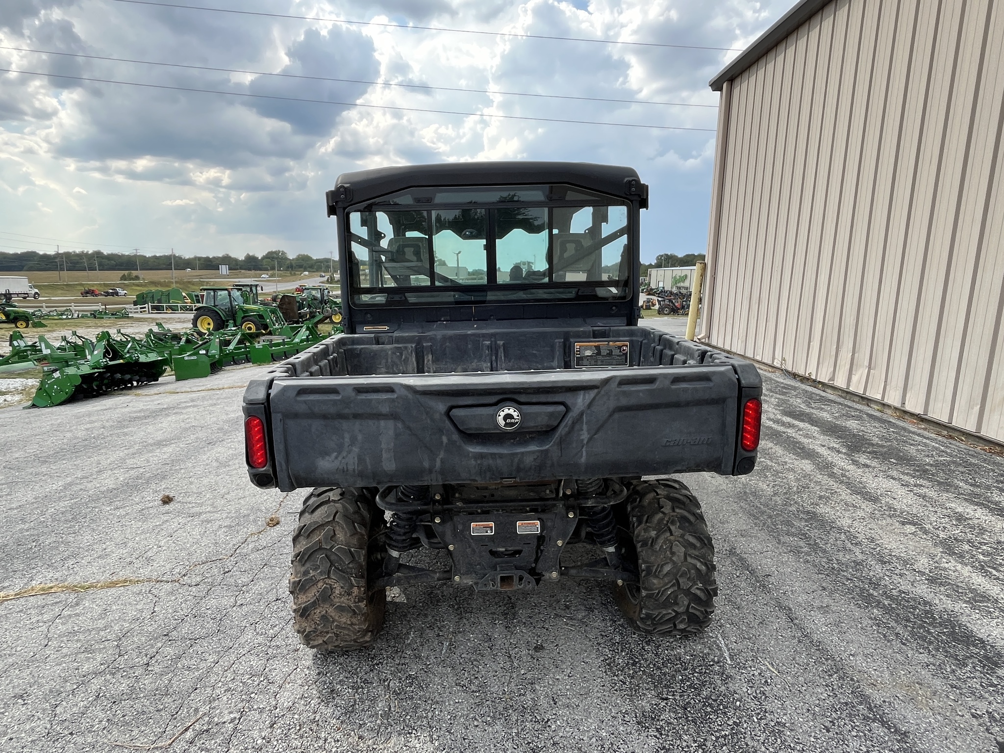  2023 Can-Am DEFENDER HD-10 DPS at Heritage Tractor in Rogersville, MO