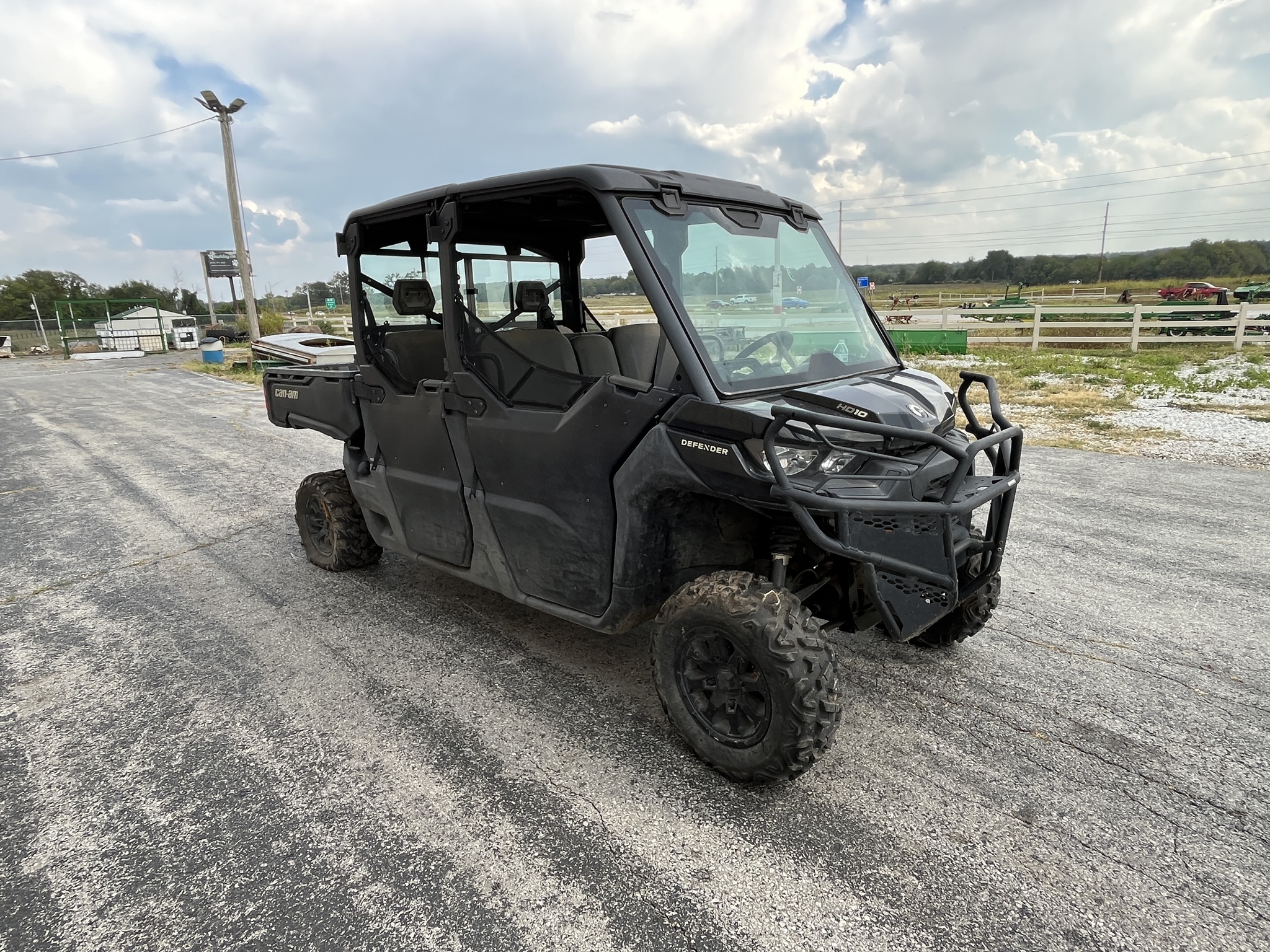  2023 Can-Am DEFENDER HD-10 DPS at Heritage Tractor in Rogersville, MO