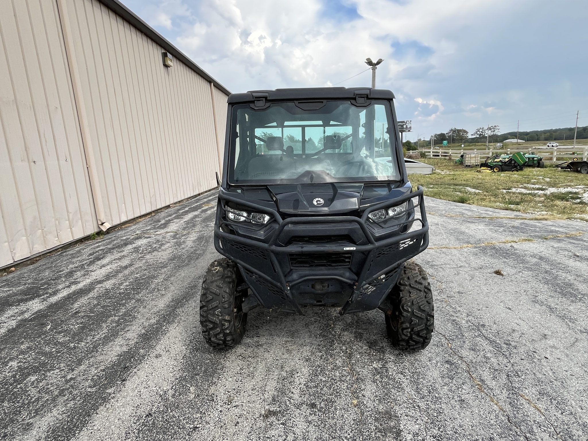  2023 Can-Am DEFENDER HD-10 DPS at Heritage Tractor in Rogersville, MO