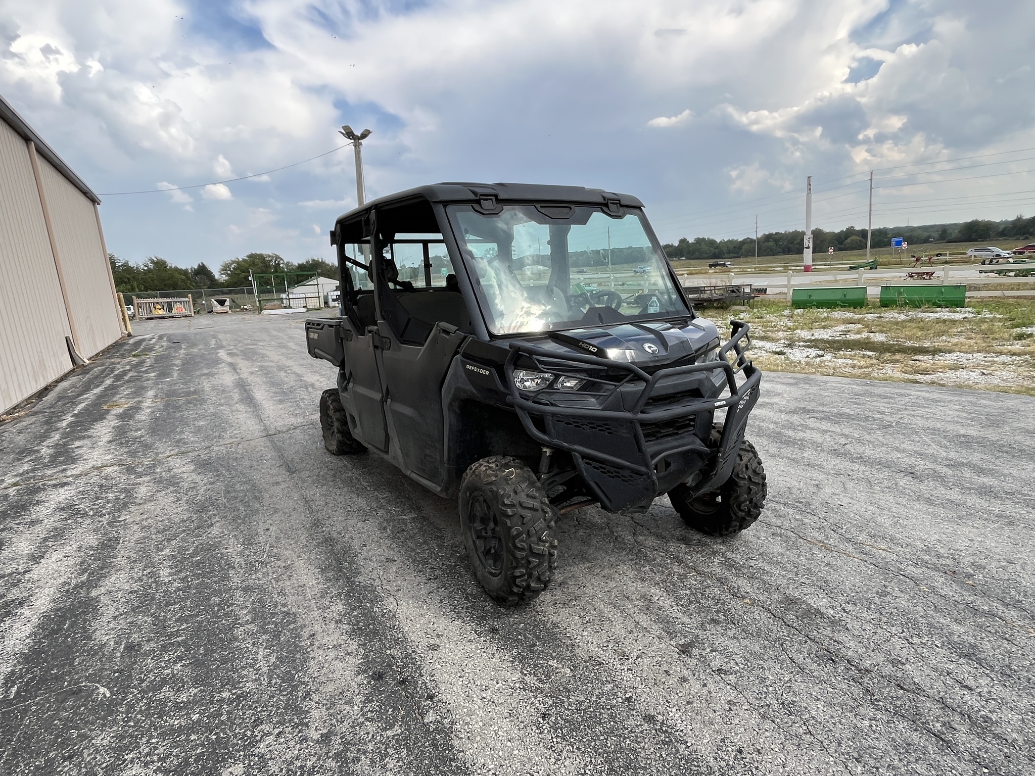  2023 Can-Am DEFENDER HD-10 DPS at Heritage Tractor in Rogersville, MO