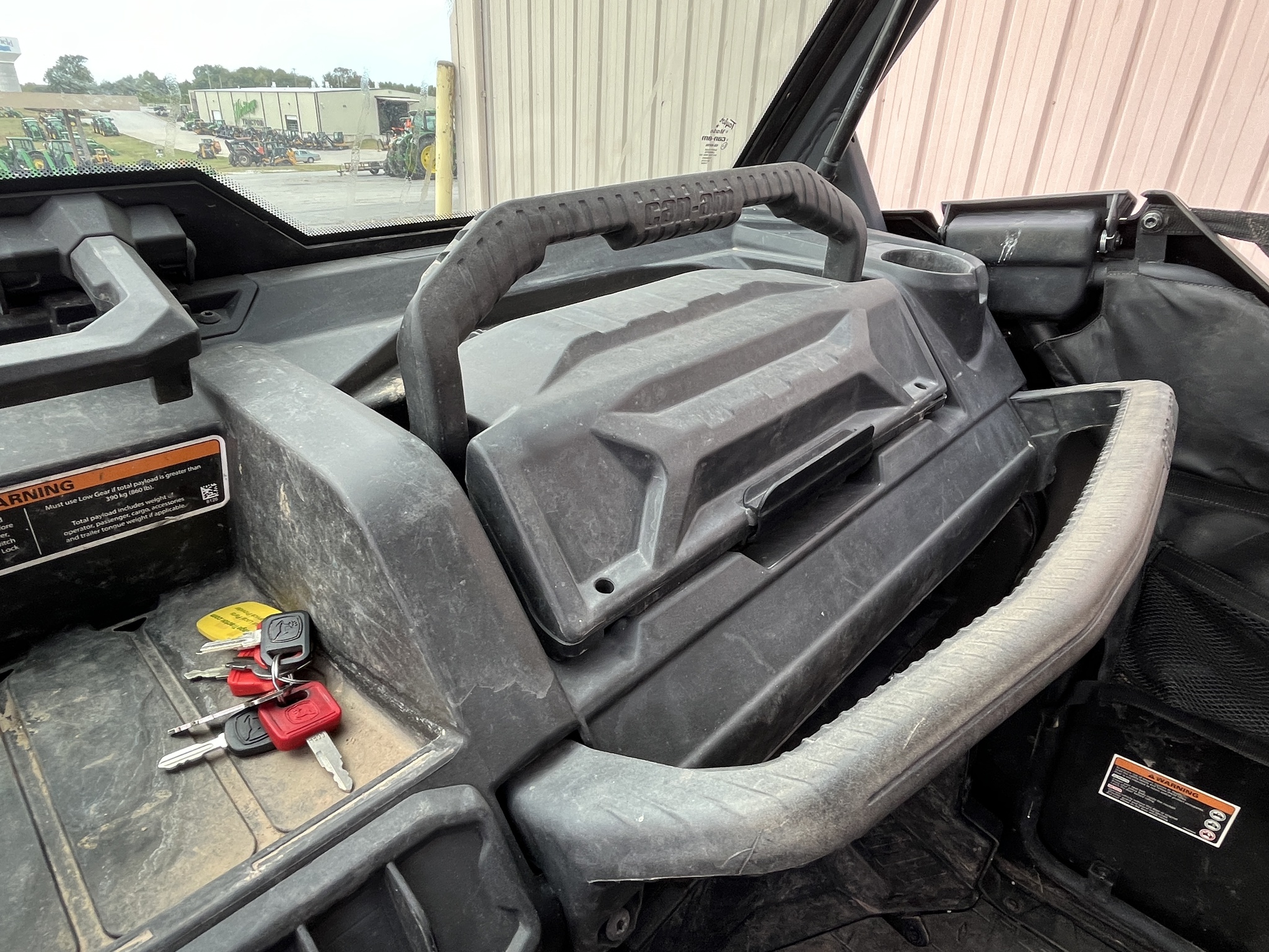 2023 Can-Am DEFENDER HD-10 DPS at Heritage Tractor in Rogersville, MO