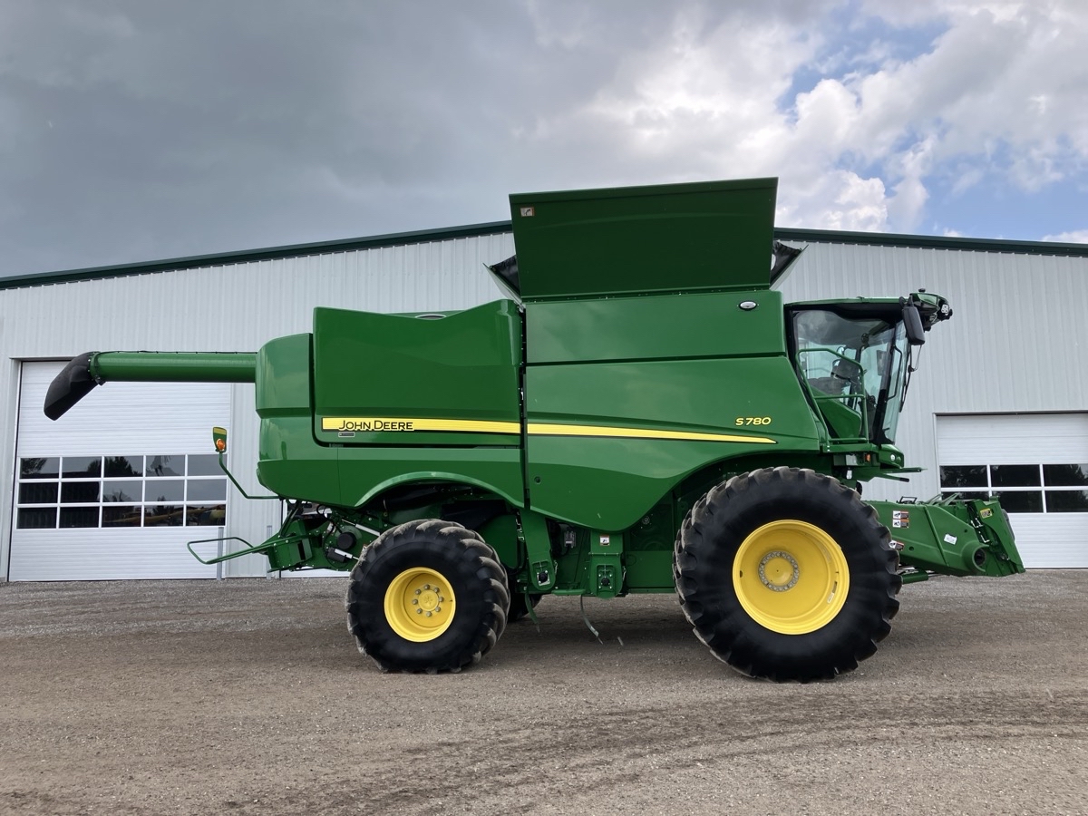 2023 John Deere S780 Image 4