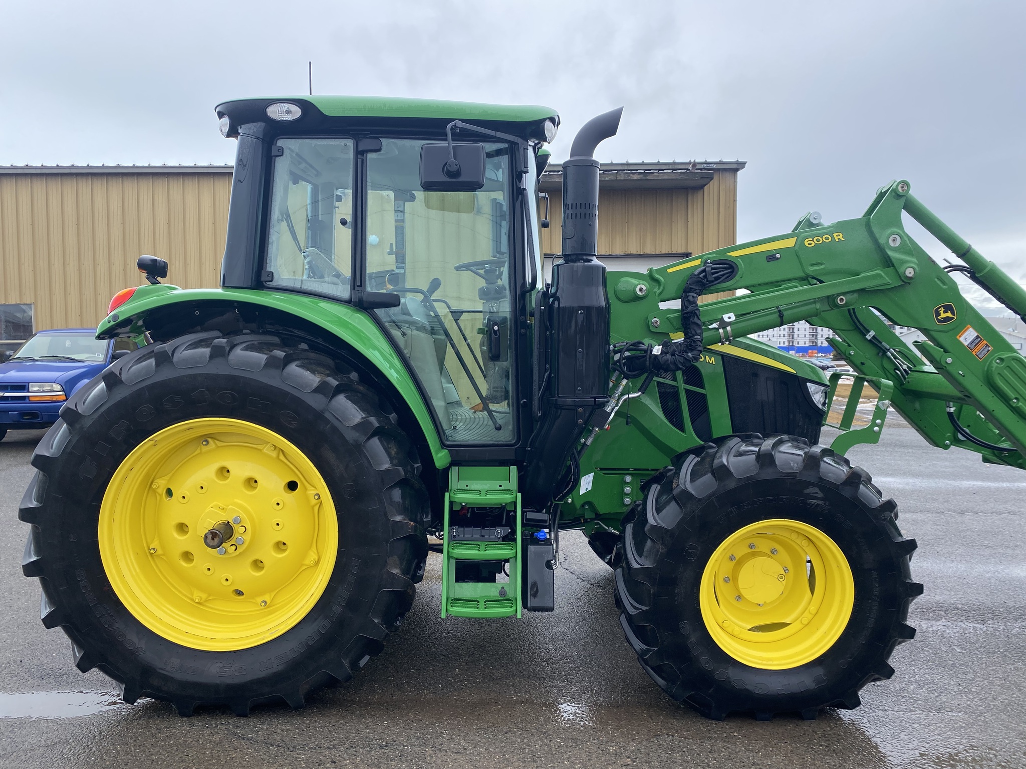2024 John Deere 6120M Image 7