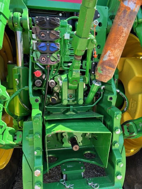 2023 John Deere 8R 280 Image 5