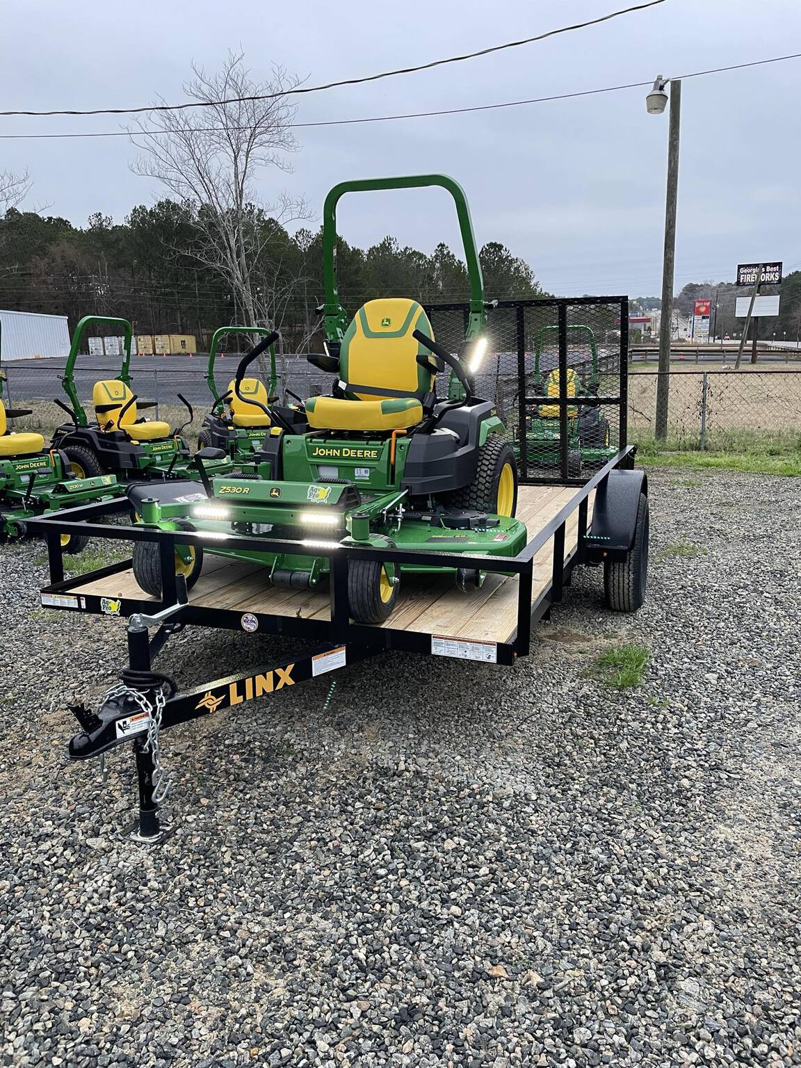 2025 John Deere Z530R Image 1