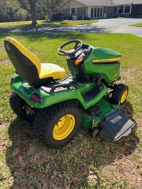 2023 John Deere X580 Image 2