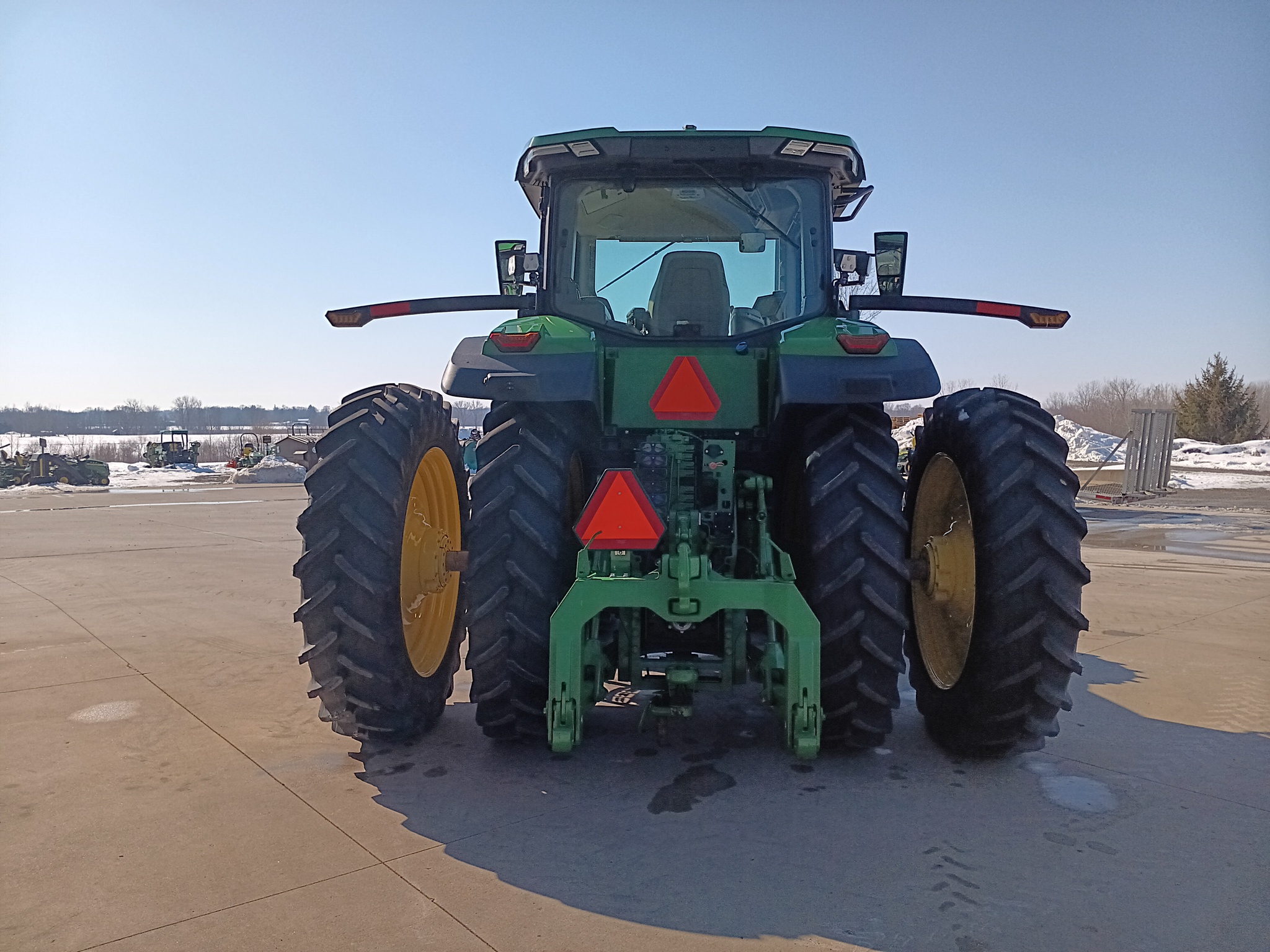 2023 John Deere 8R 340 Image 4