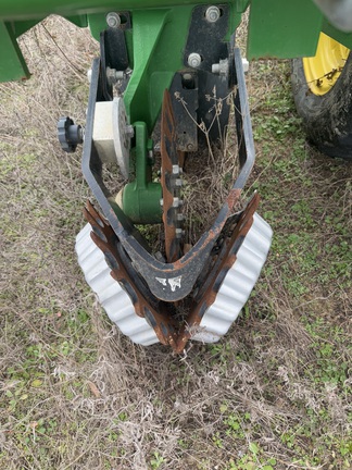 2022 John Deere 1725 Photo 2