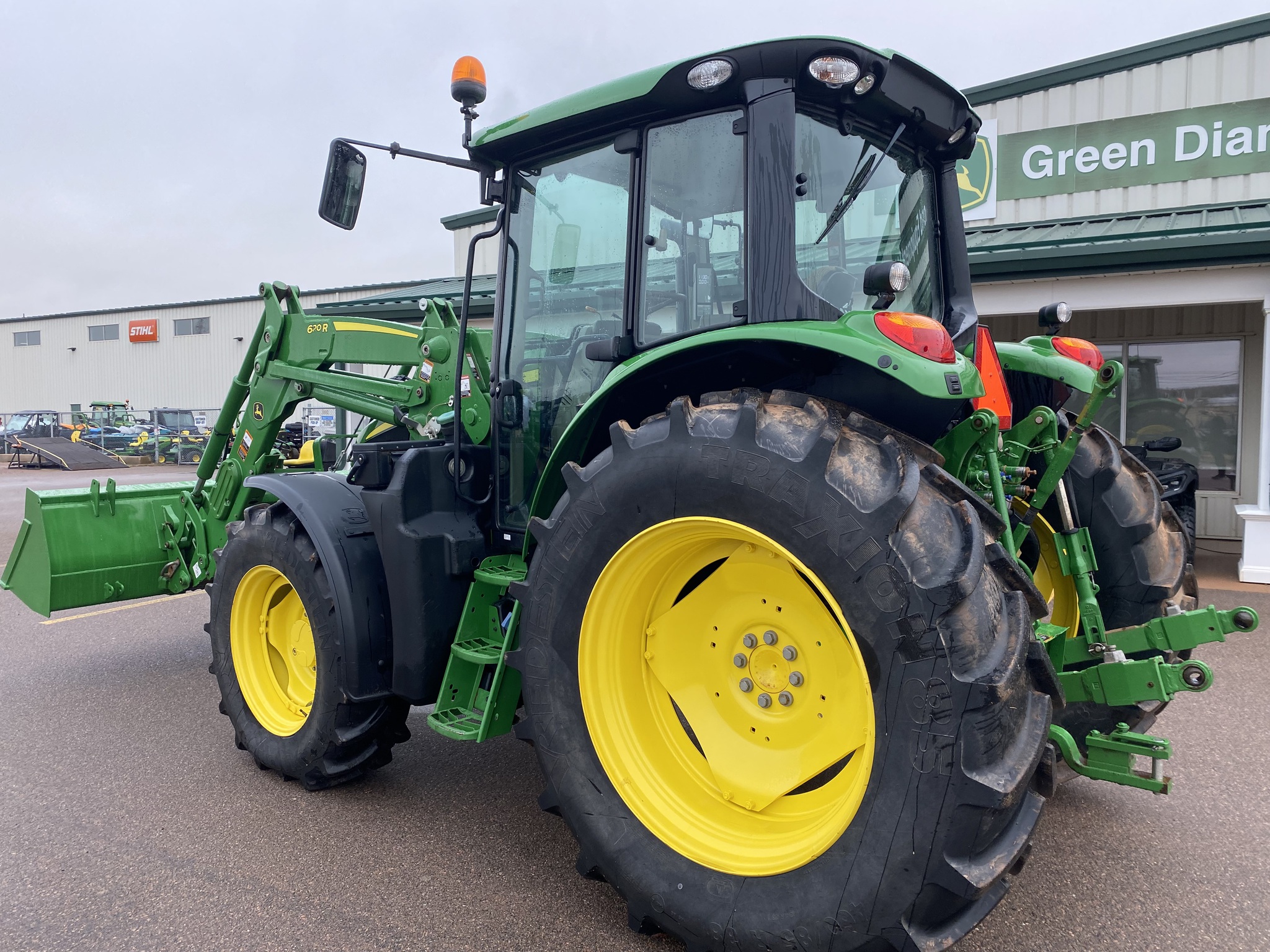 2023 John Deere 6110M Image 3