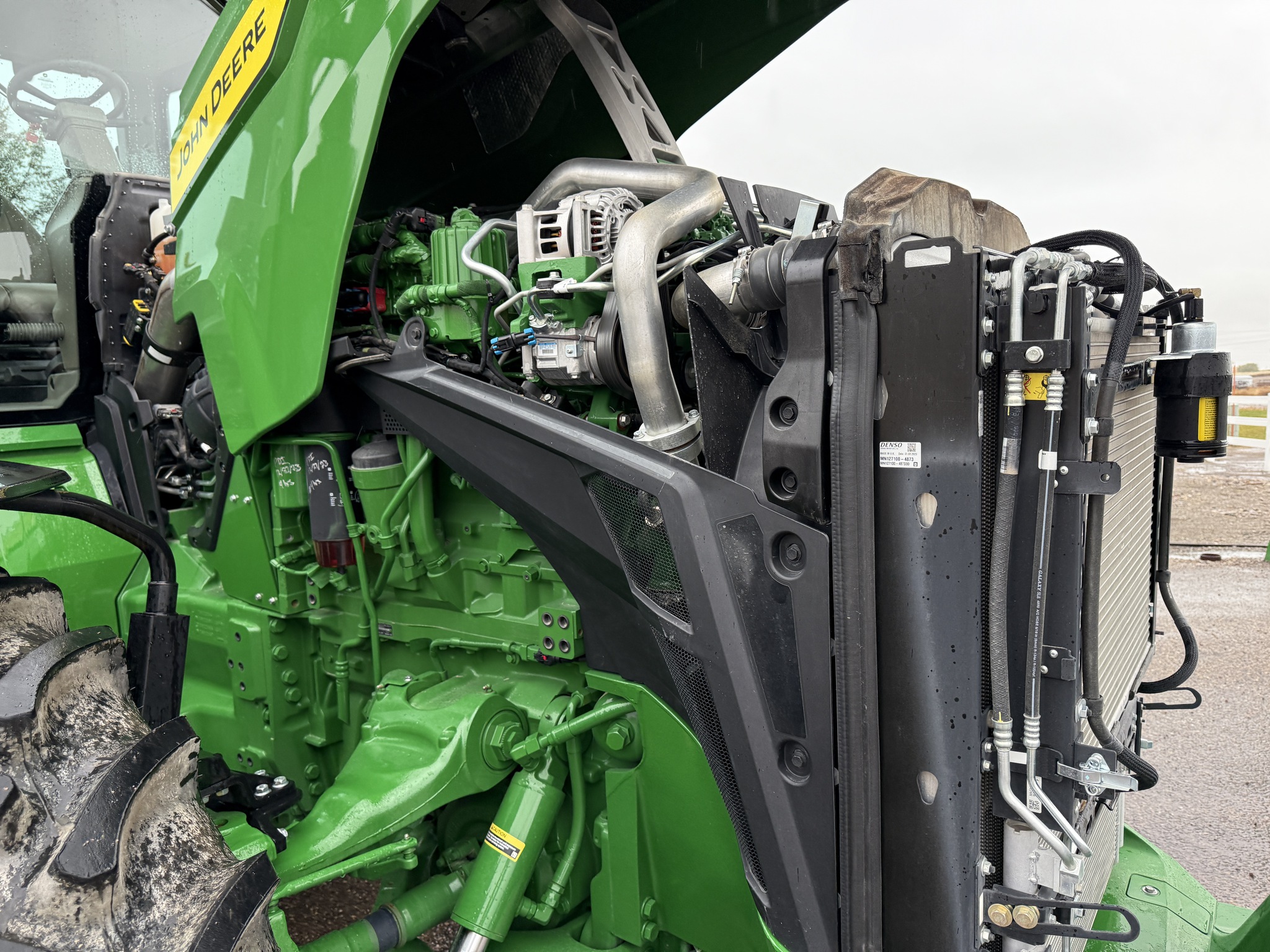 2023 John Deere 8R 280 Image 24