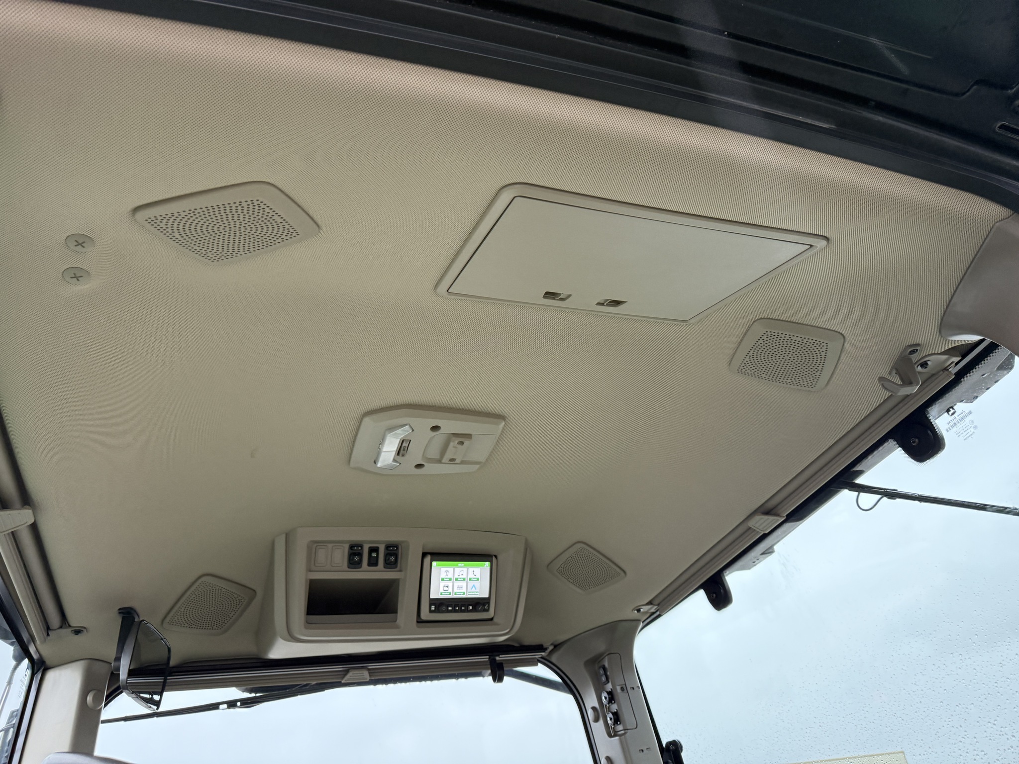 2023 John Deere 8R 280 Image 10