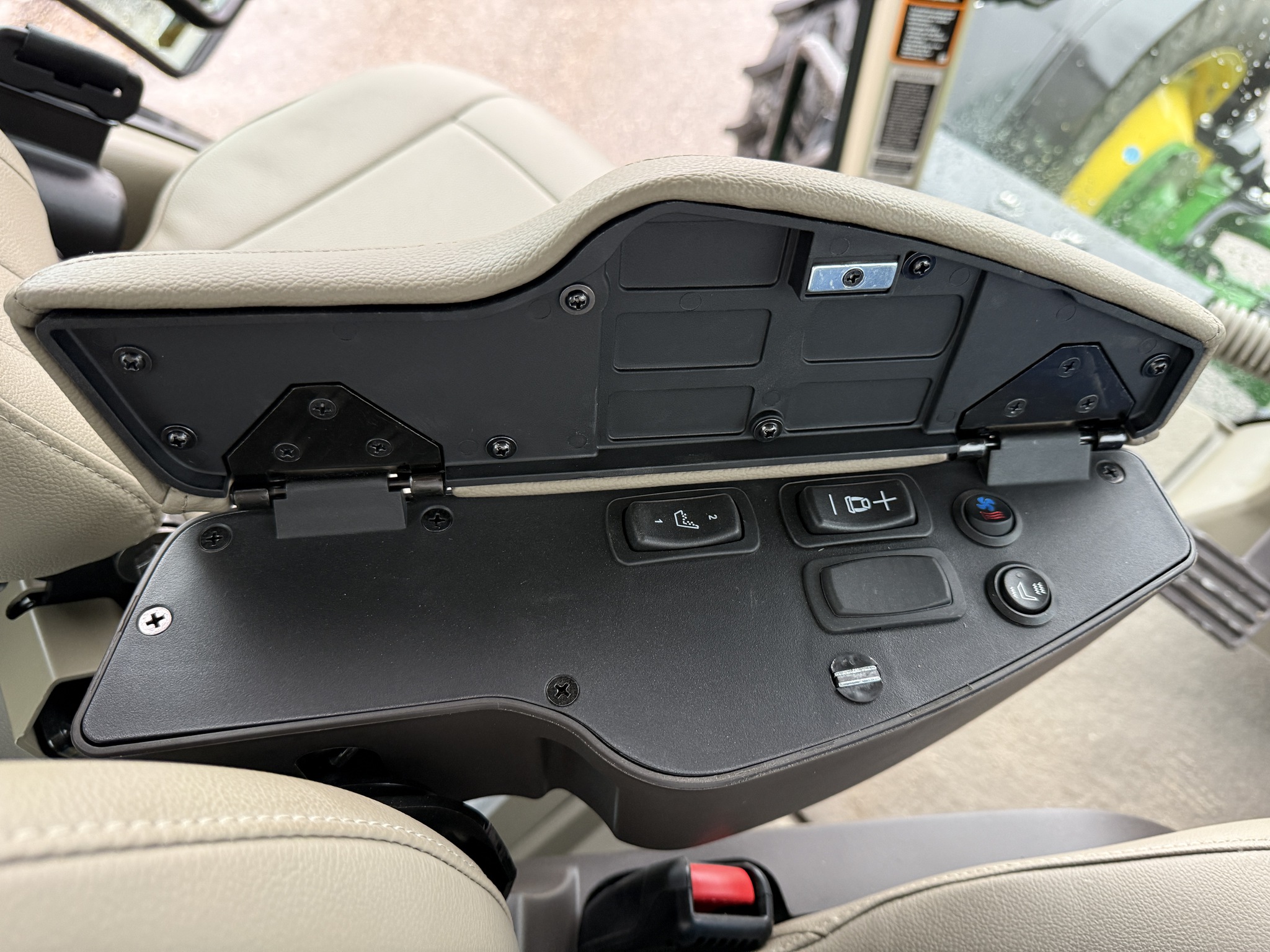 2023 John Deere 8R 280 Image 15