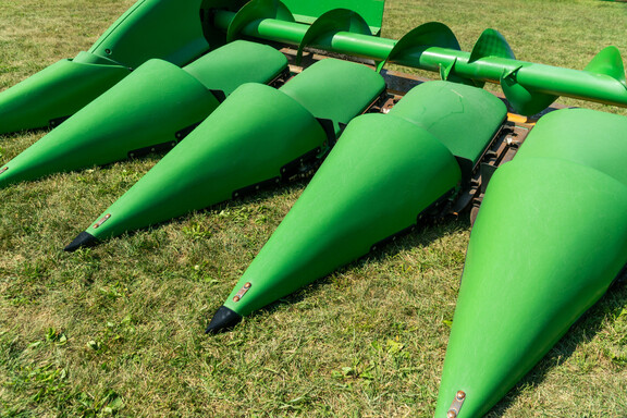 Used 2010 John Deere 606C Corn and Row Crop headers at Koenig Equipment in Anna, OH - Photo14