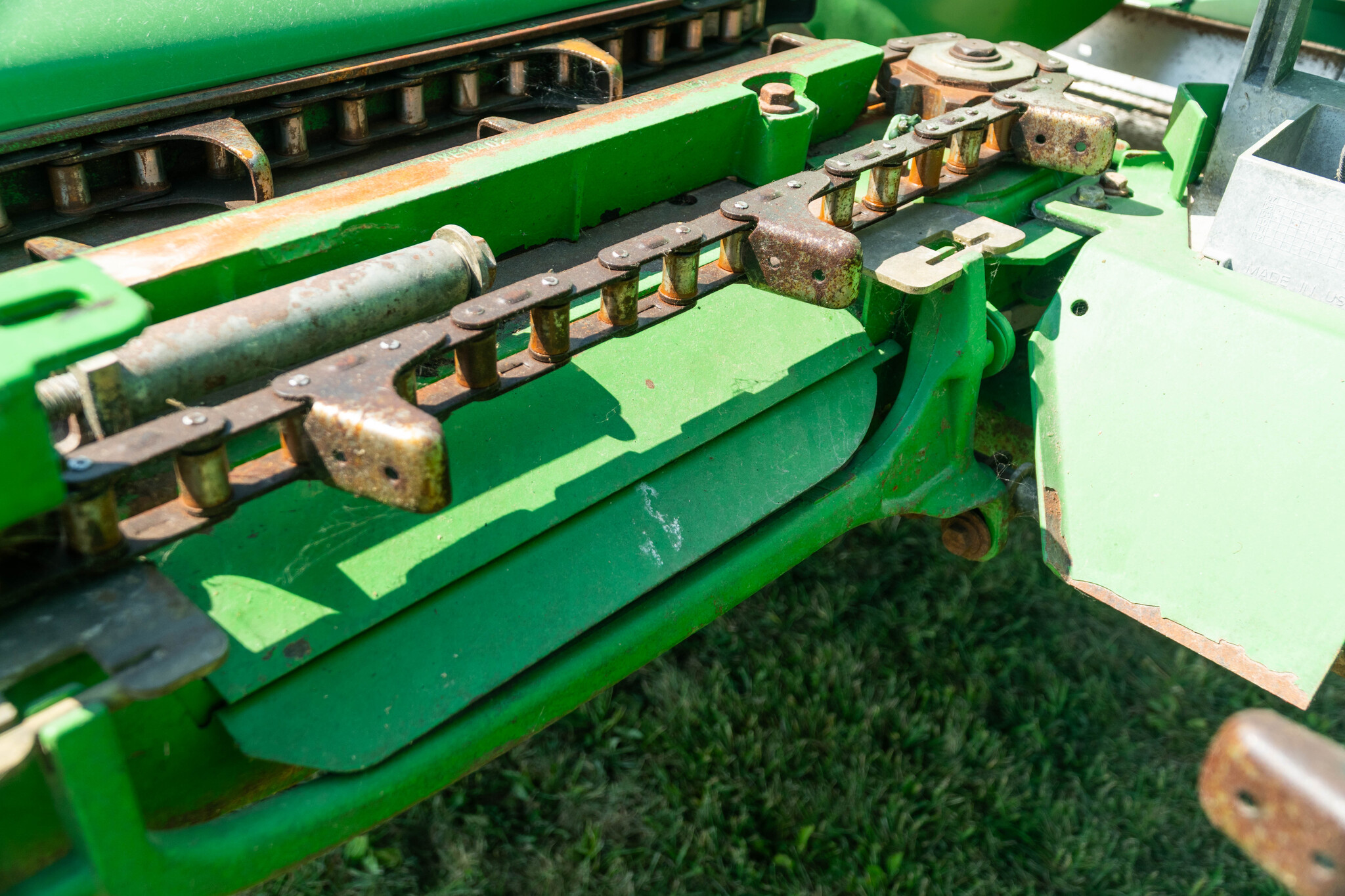 Used 2010 John Deere 606C Corn and Row Crop headers at Koenig Equipment in Anna, OH - PhotoXL15