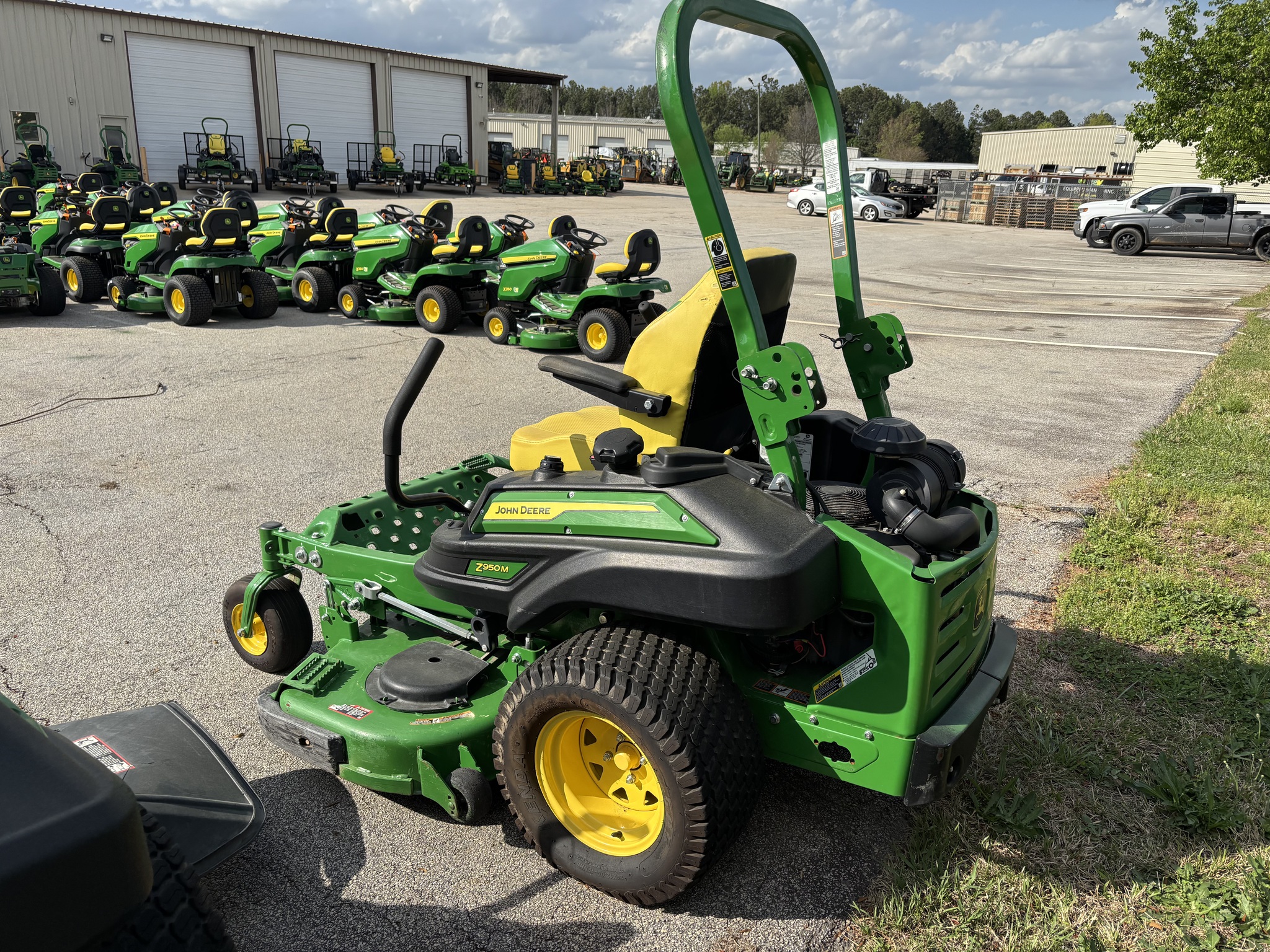 2023 John Deere Z950M Image 5