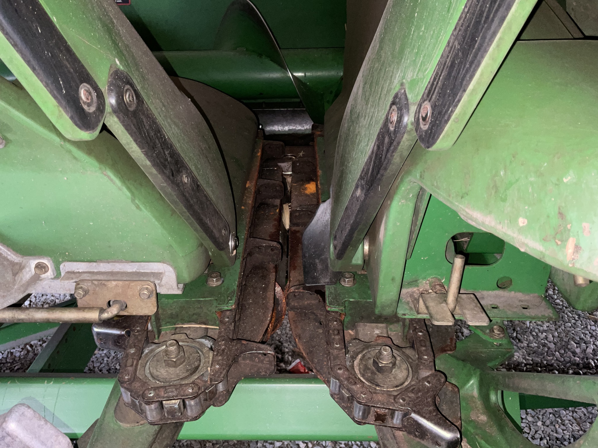 2009 John Deere 608C Image 12