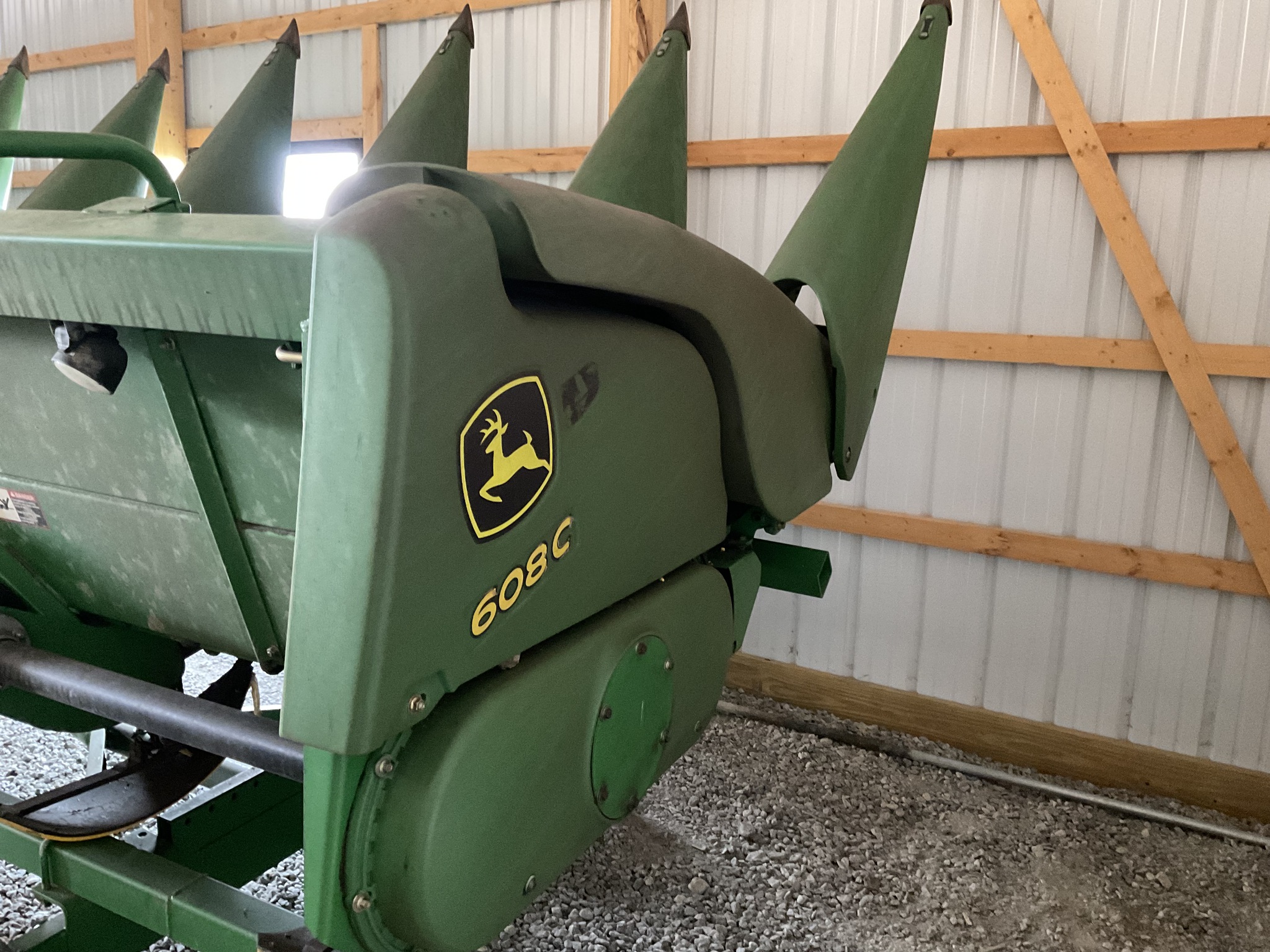 2009 John Deere 608C Image 4