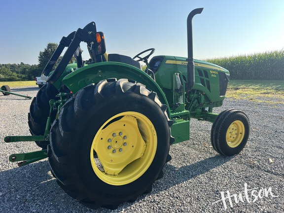 Photo of 2022 John Deere 5045E