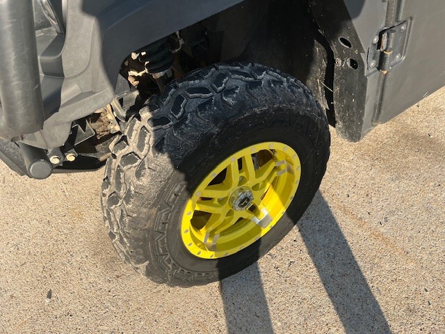  2022 John Deere XUV 835M at Heritage Tractor in West Plains, MO