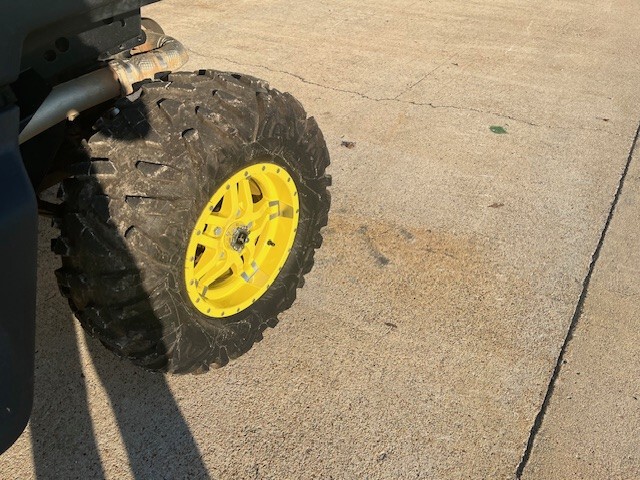  2022 John Deere XUV 835M at Heritage Tractor in West Plains, MO