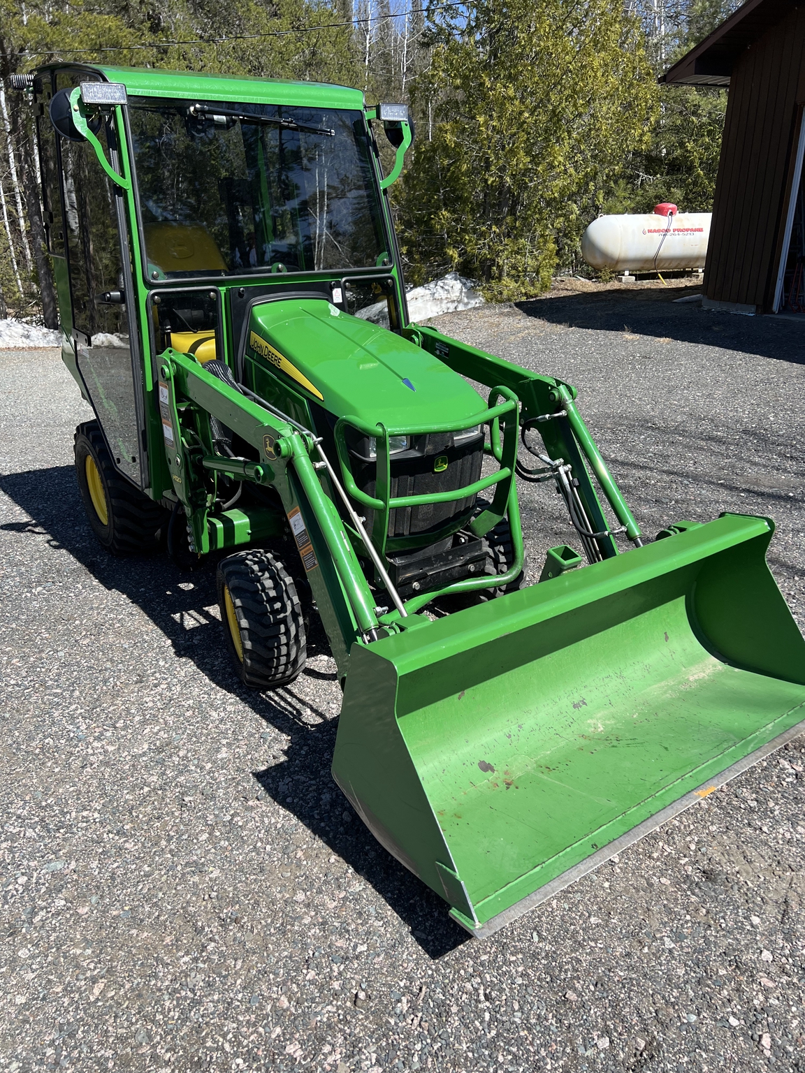 2016 John Deere 1025R Image 3