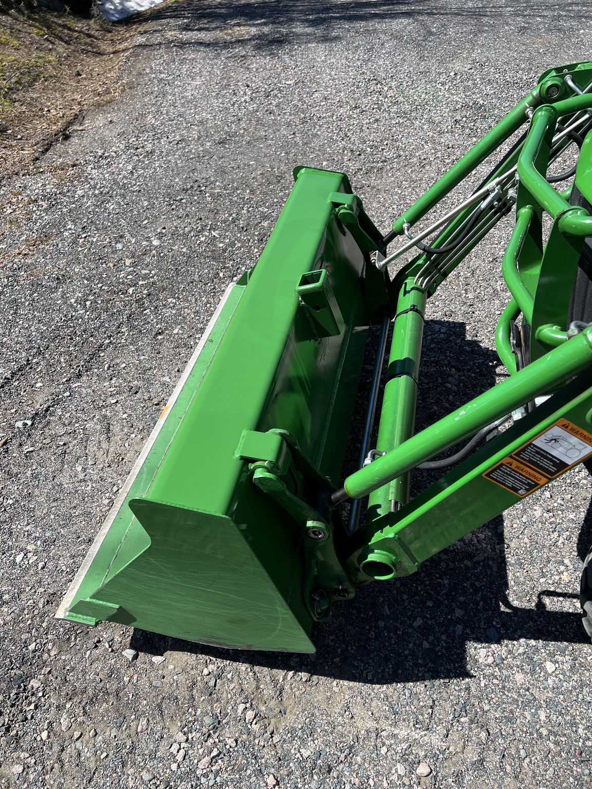 2016 John Deere 1025R Image 6