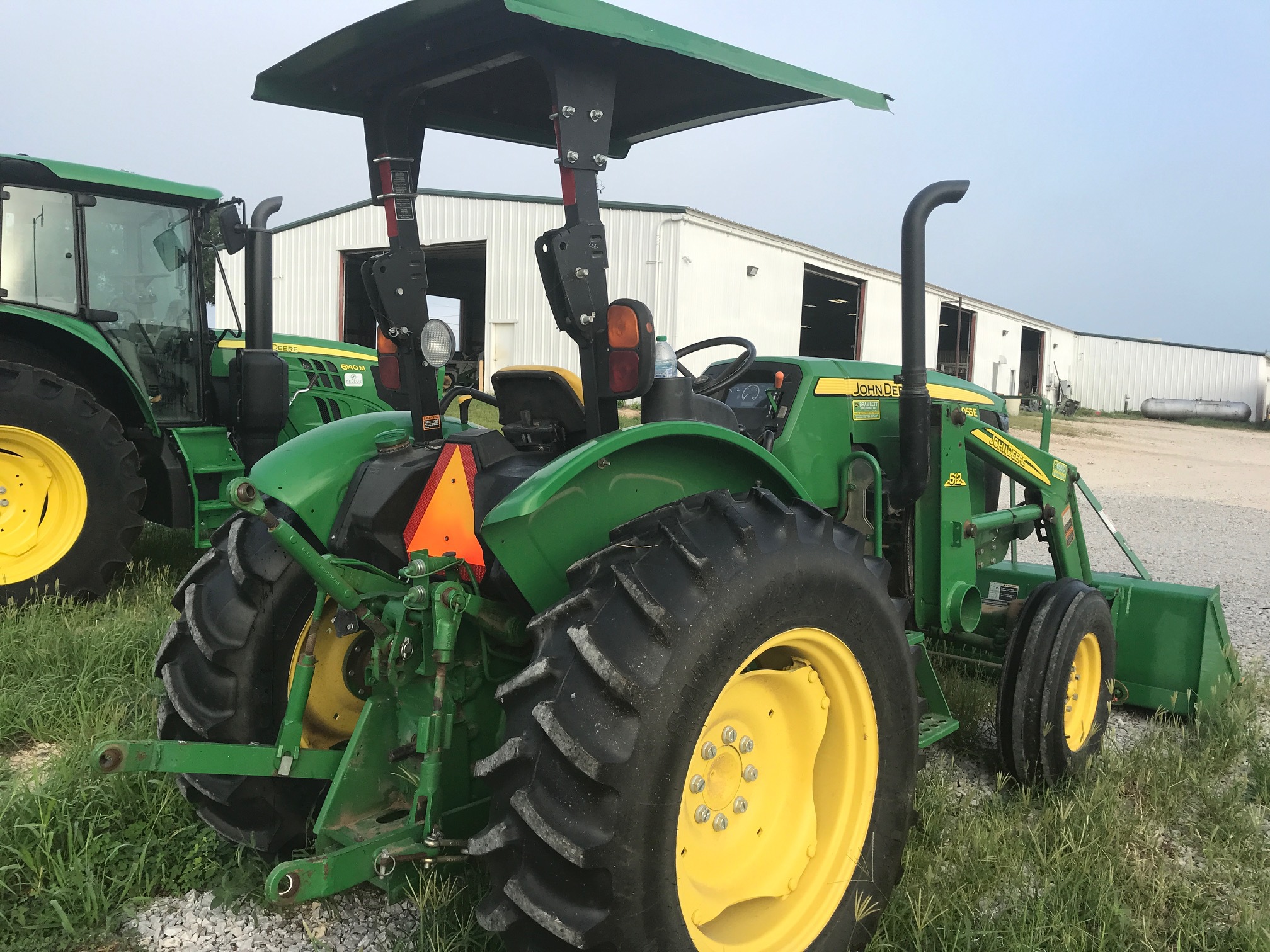 2015 John Deere 5055E Image 3