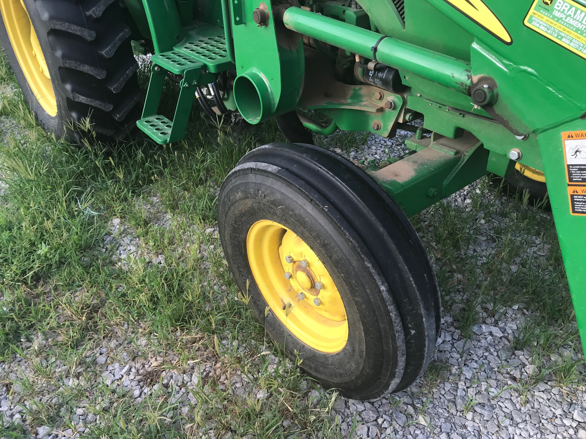 2015 John Deere 5055E Image 5