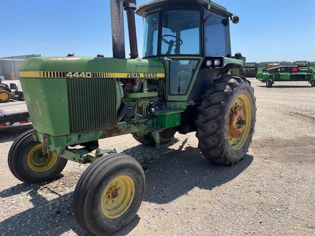 1980 John Deere 4440 Image 1