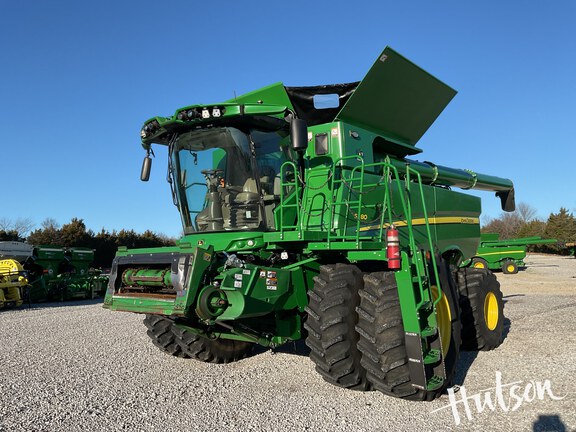 Photo of 2022 John Deere S780