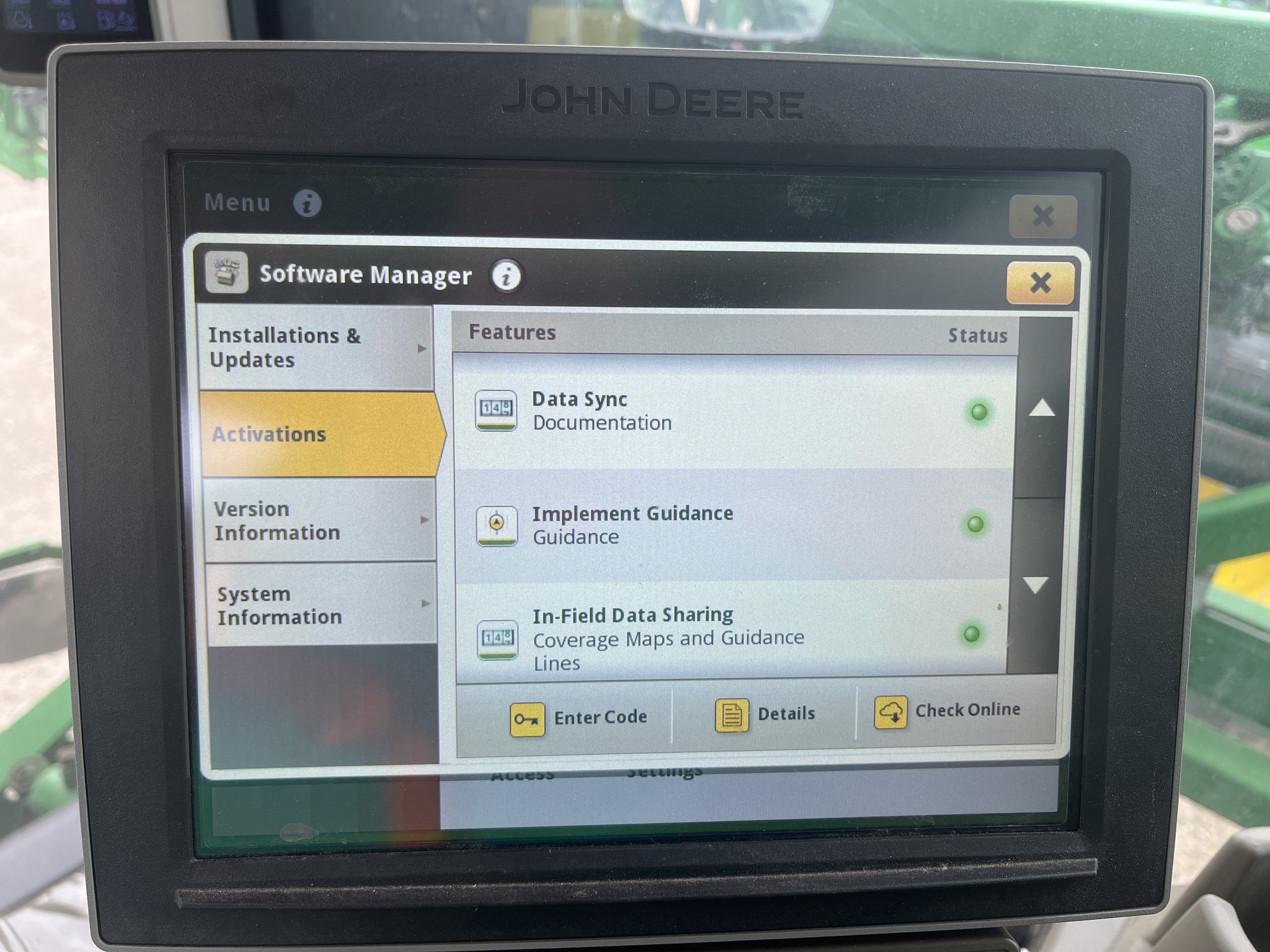 2023 John Deere 412R Image 8