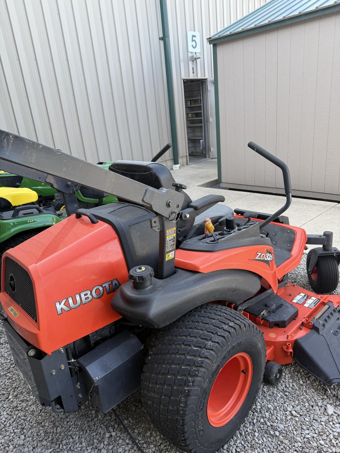 2007 Kubota ZD326 Image 4