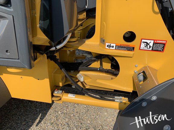 Photo of 2024 John Deere 304 G