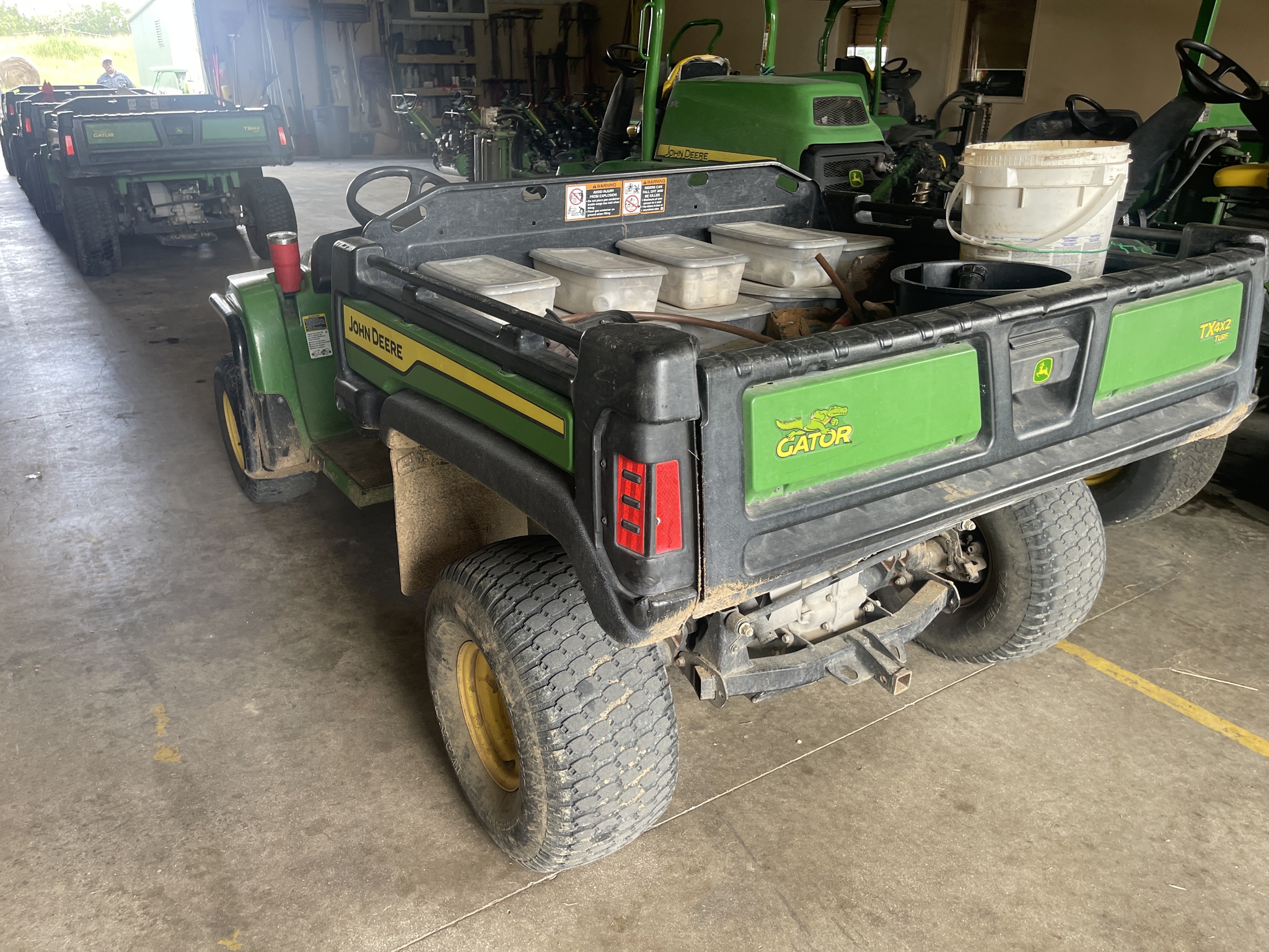 2021 John Deere Tx Turf Image 9
