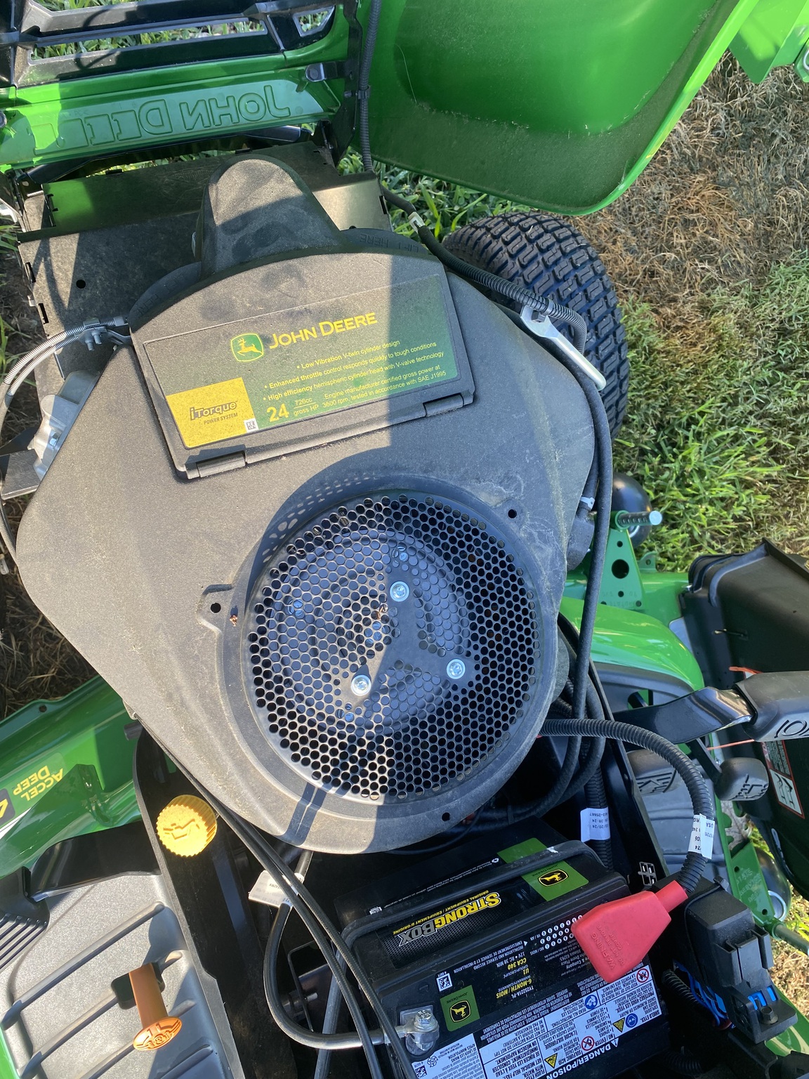 2024 John Deere X570 Image 2