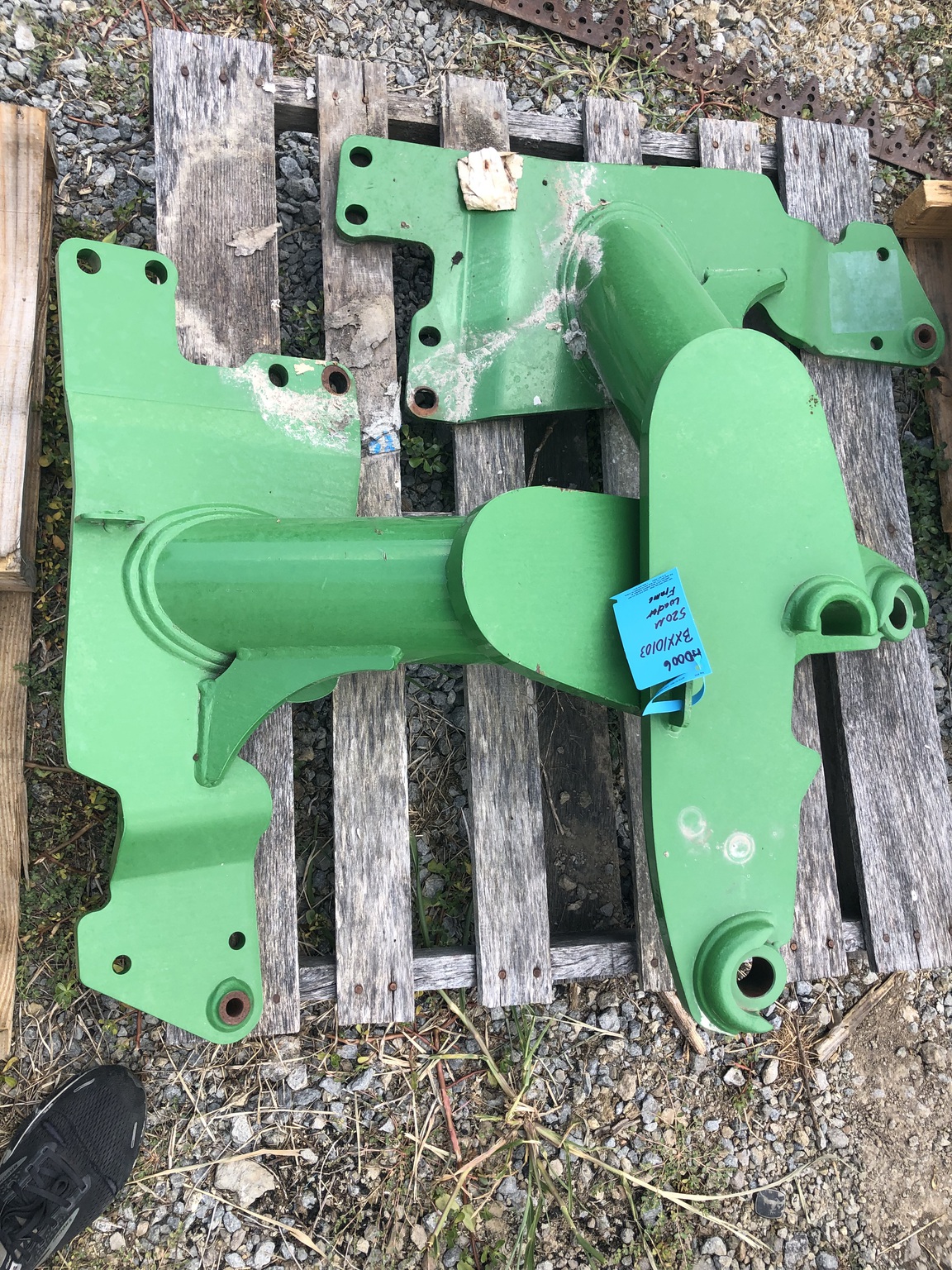 John Deere 520M LOADER FRAME Image 1