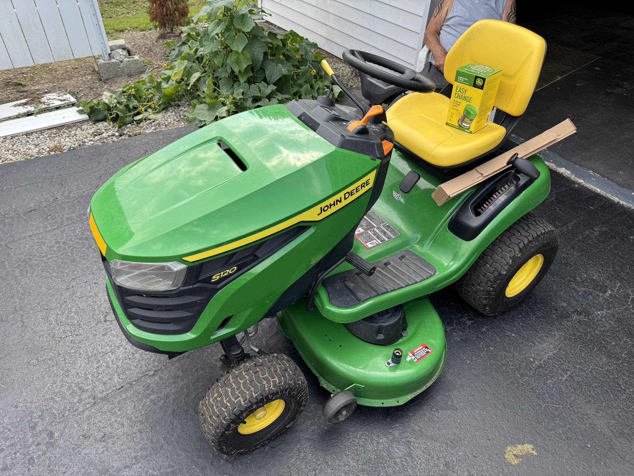 2023 John Deere S120 Image 2