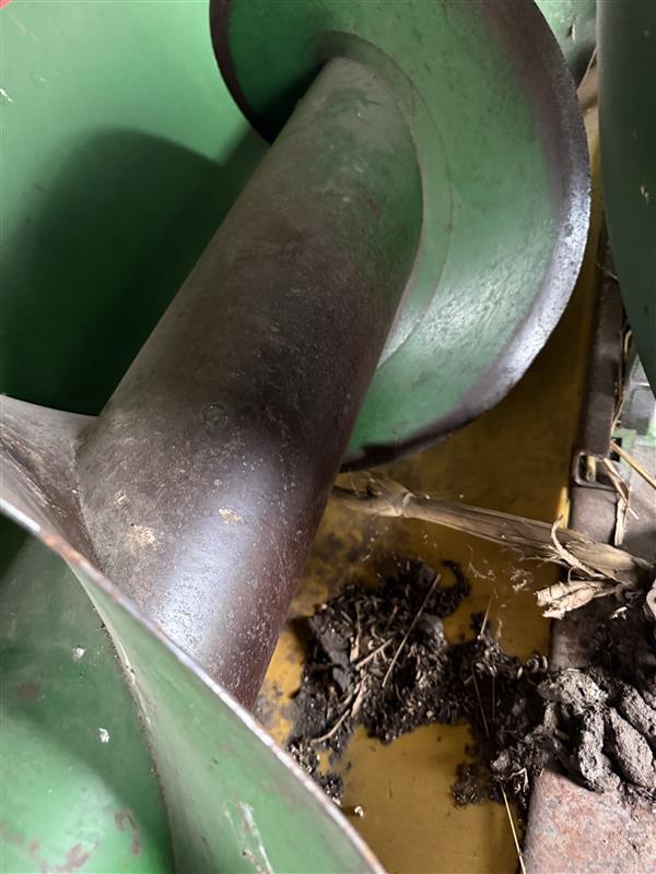 1994 John Deere 693 Image 16