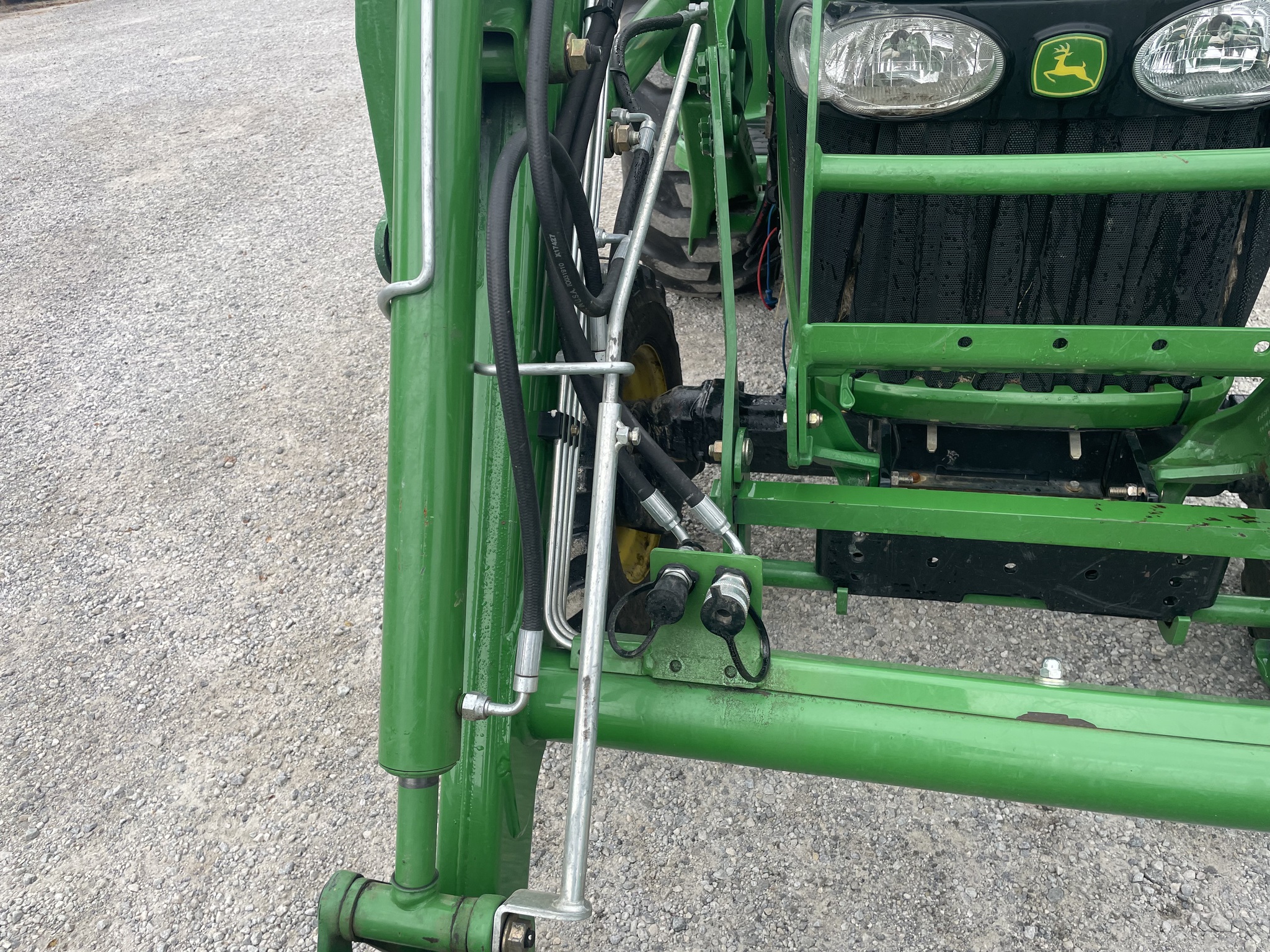 2010 John Deere 4120 Image 4