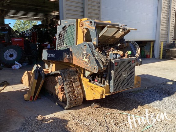 Photo of 2023 John Deere 325G