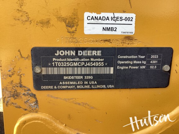 Photo of 2023 John Deere 325G