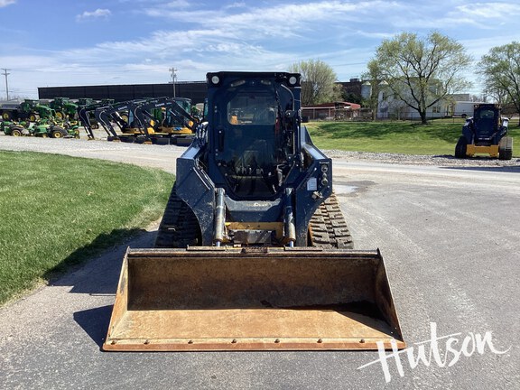 Photo of 2023 John Deere 325G