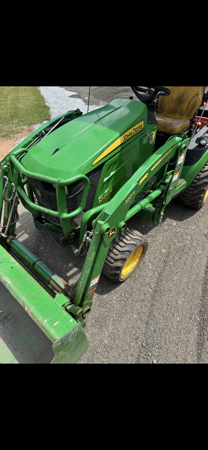 2018 John Deere 1025R Image 4