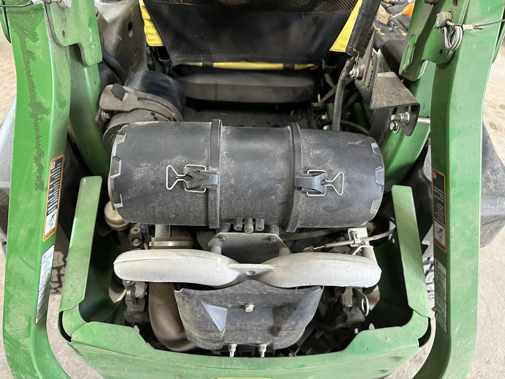 2019 John Deere Z955M EFI Image 9
