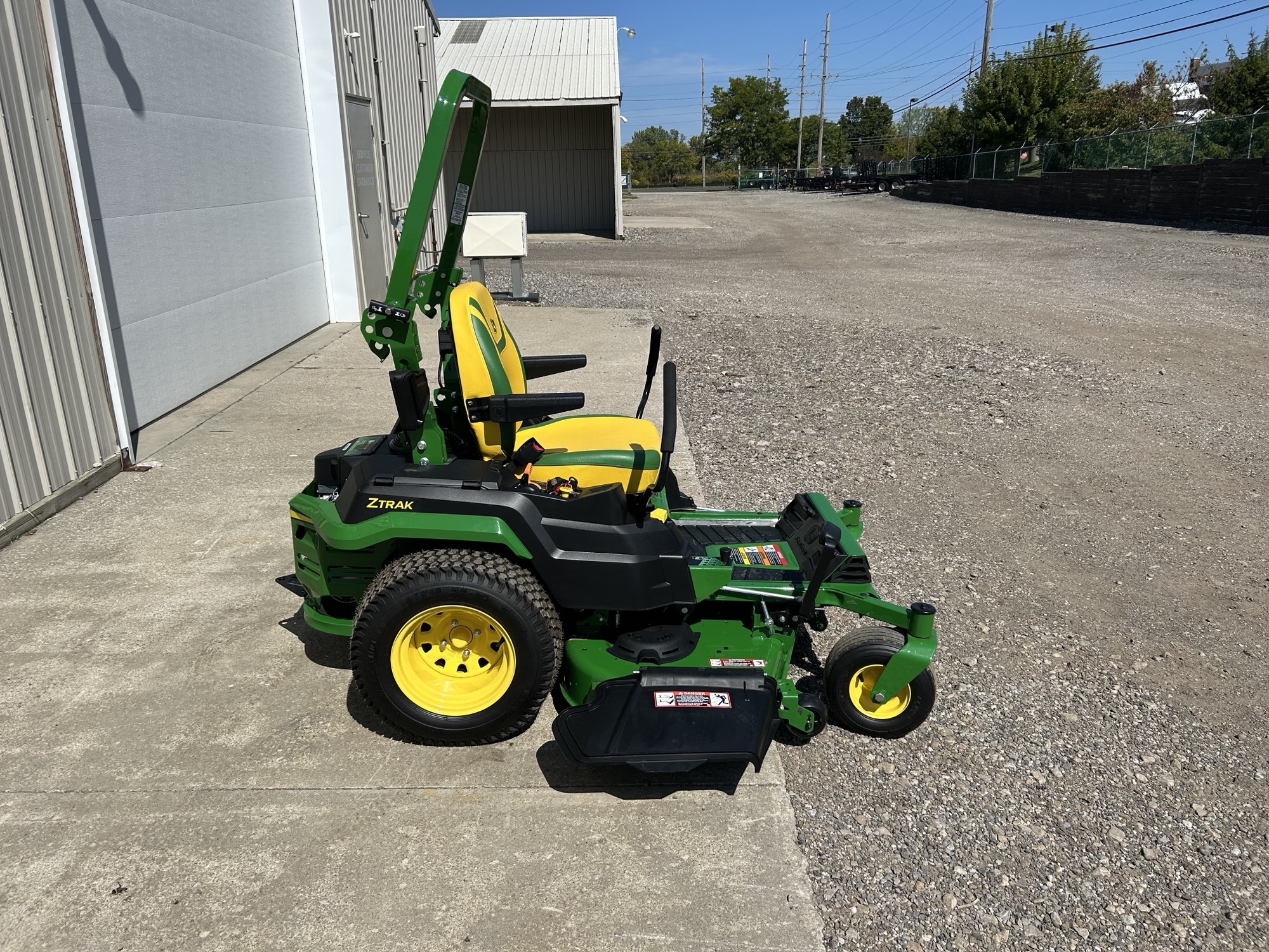 2025 John Deere Z530R Image 7