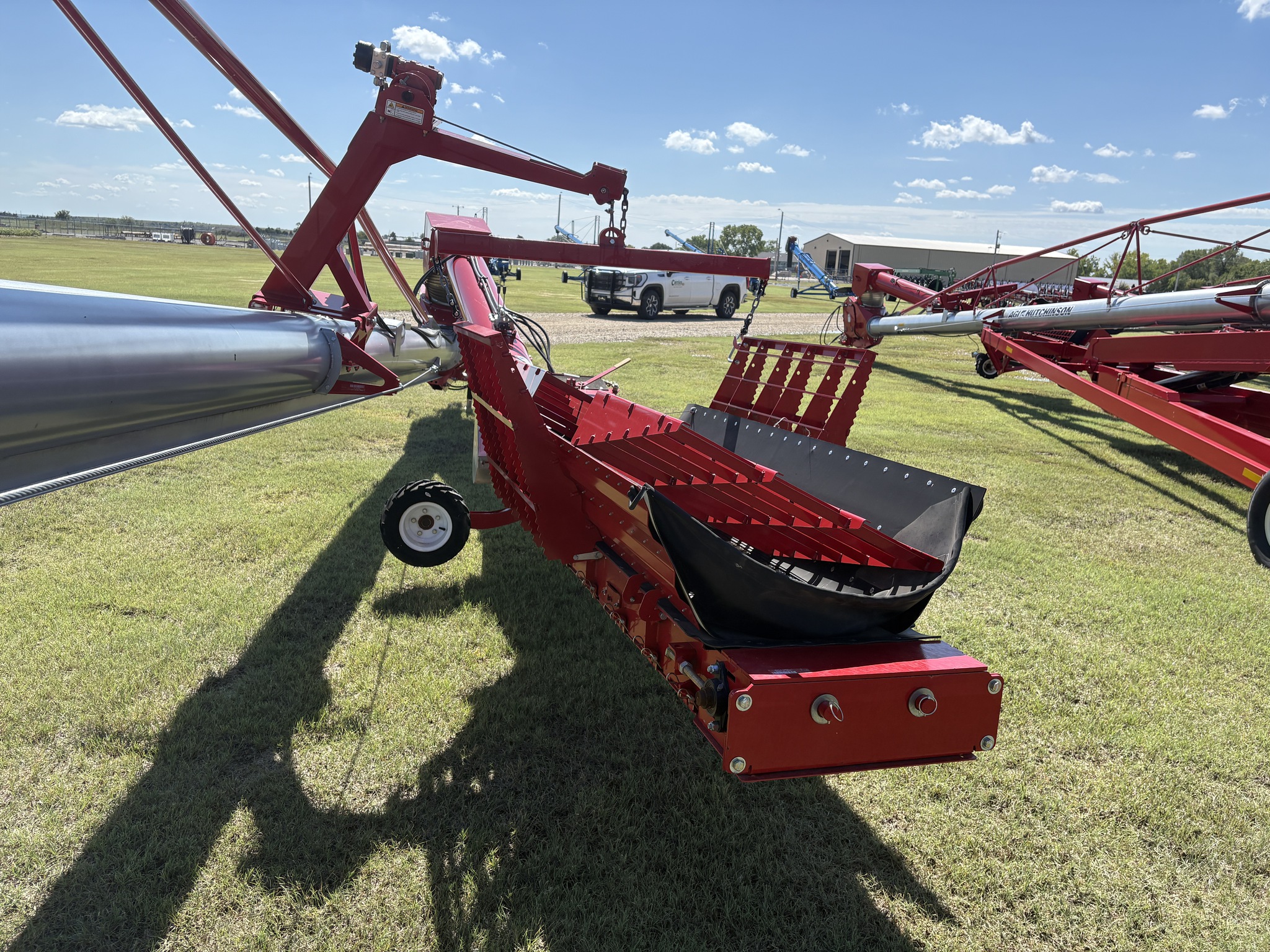 2023 Hutchinson Mayrath HX213114 Image 5