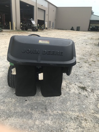 2017 John Deere X380 Photo 3