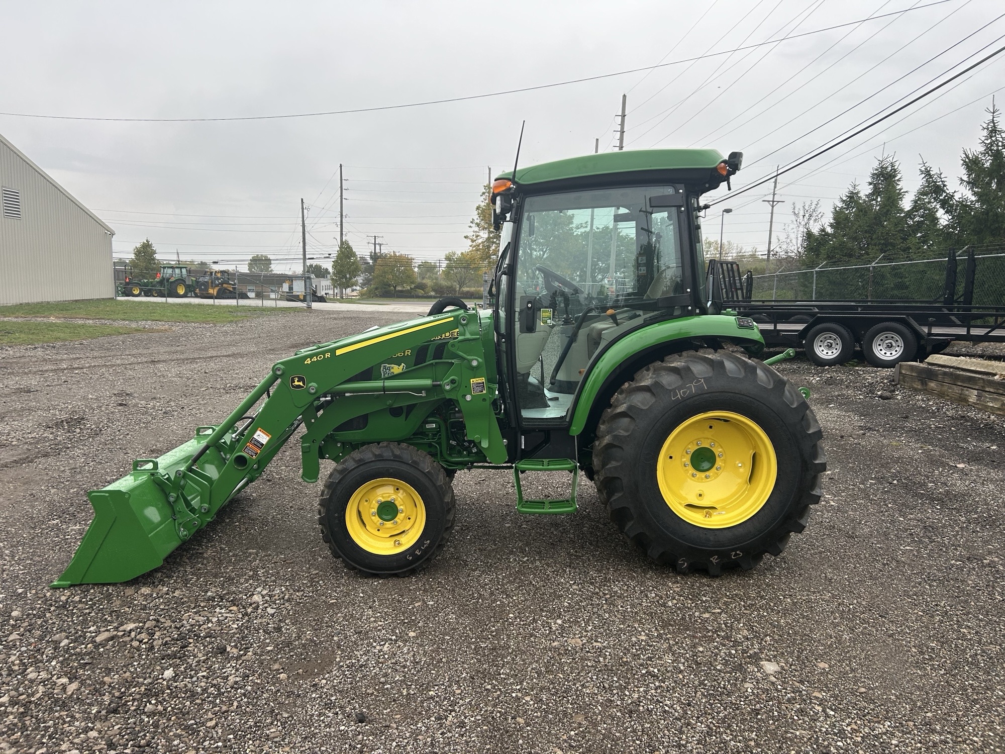 2025 John Deere 4066R Image 8