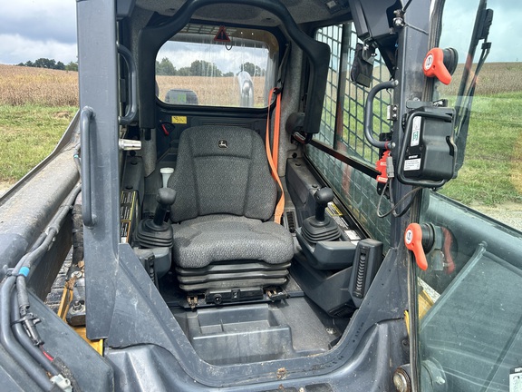 Photo of 2023 John Deere 325G